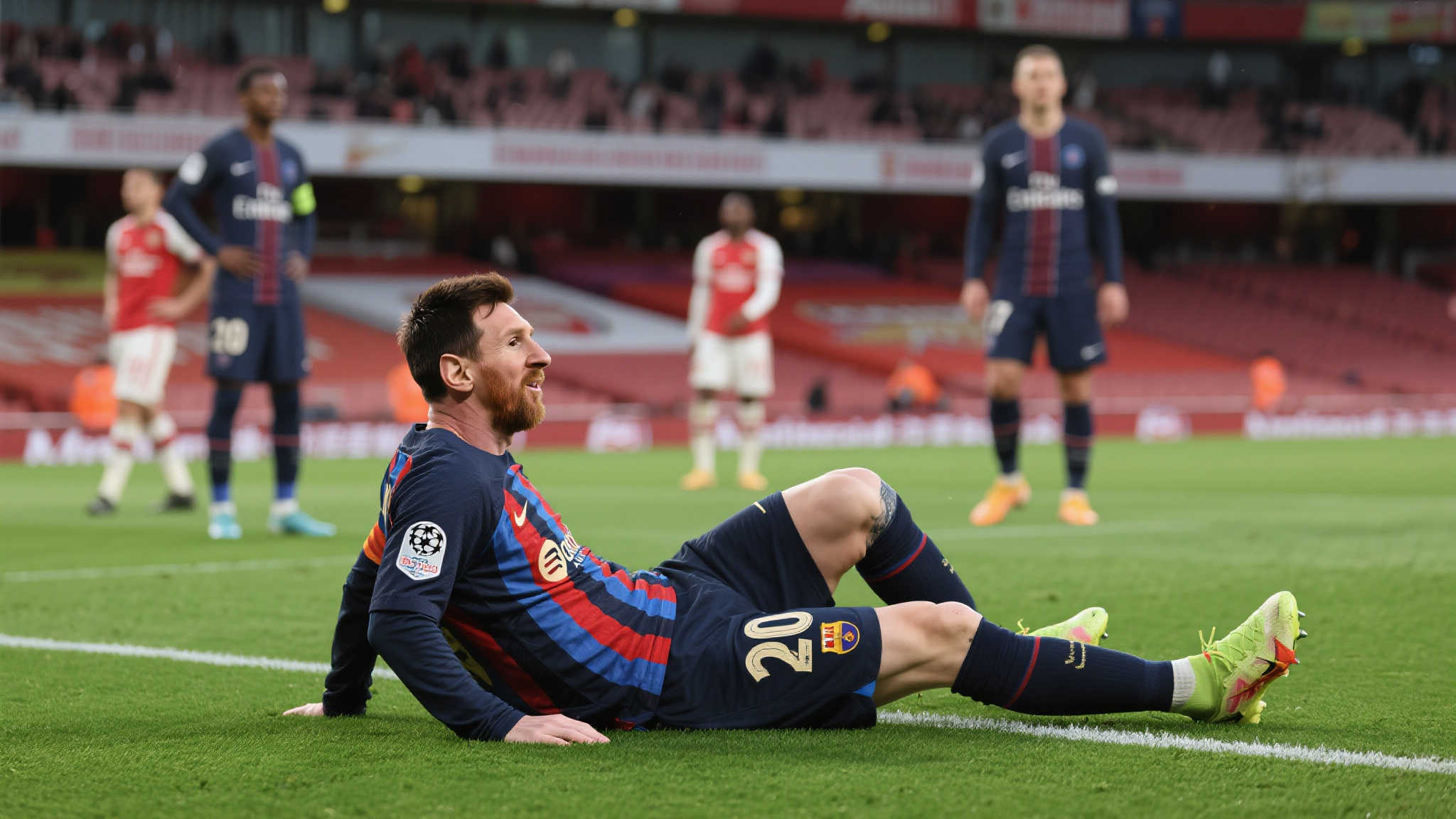 阿森纳迎来新曙光:梅西赴英超可助力夺冠梦想 现代足坛,大师级球员总是吸引无数关注。在梅西走过巴